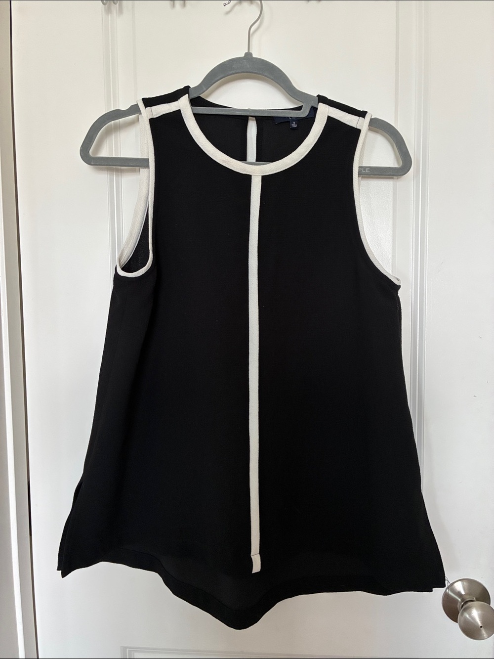 Madewell Black Tank with White Contrast Trim